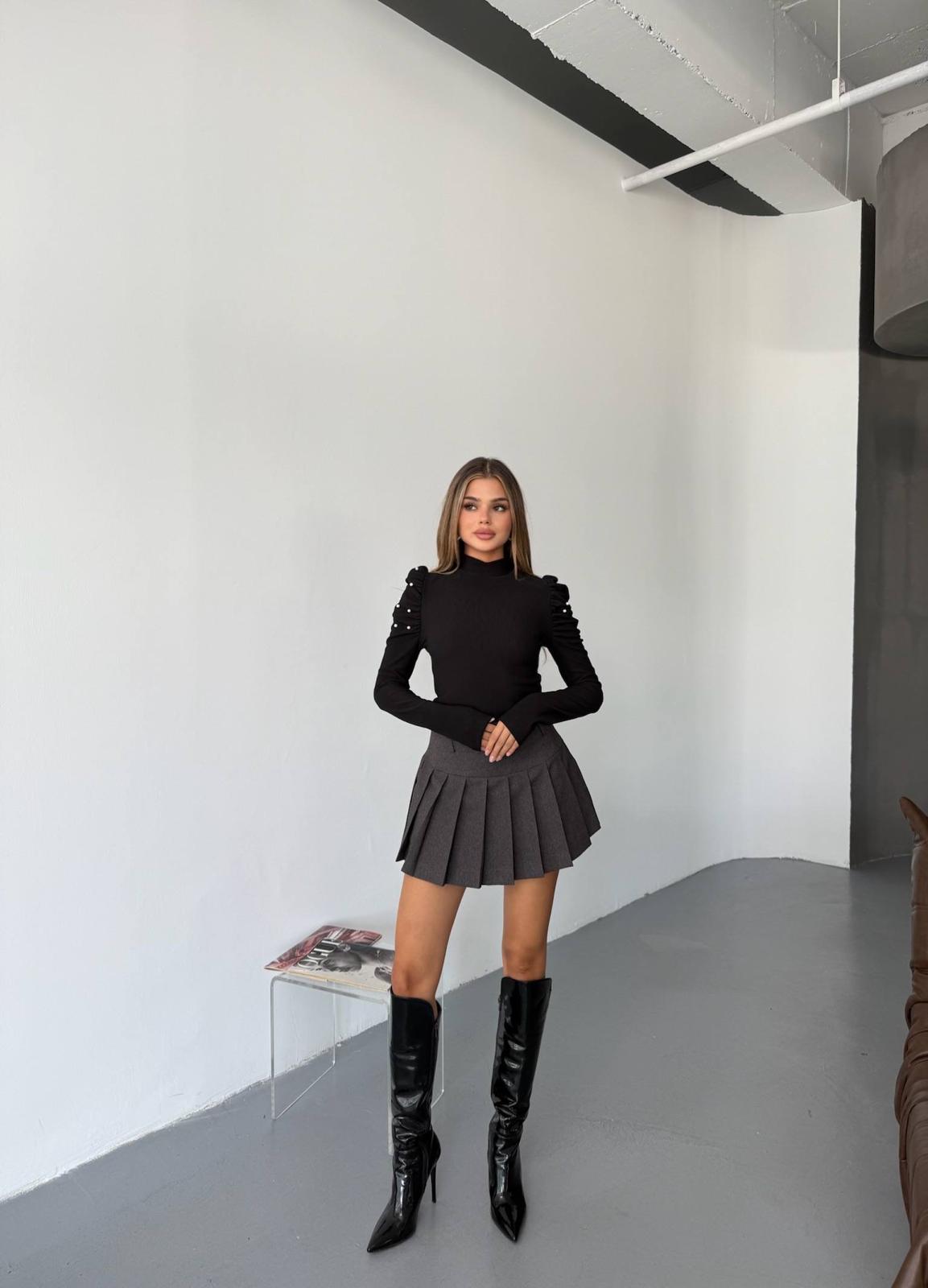 Siyah Prenses Kol İncili  Bluz